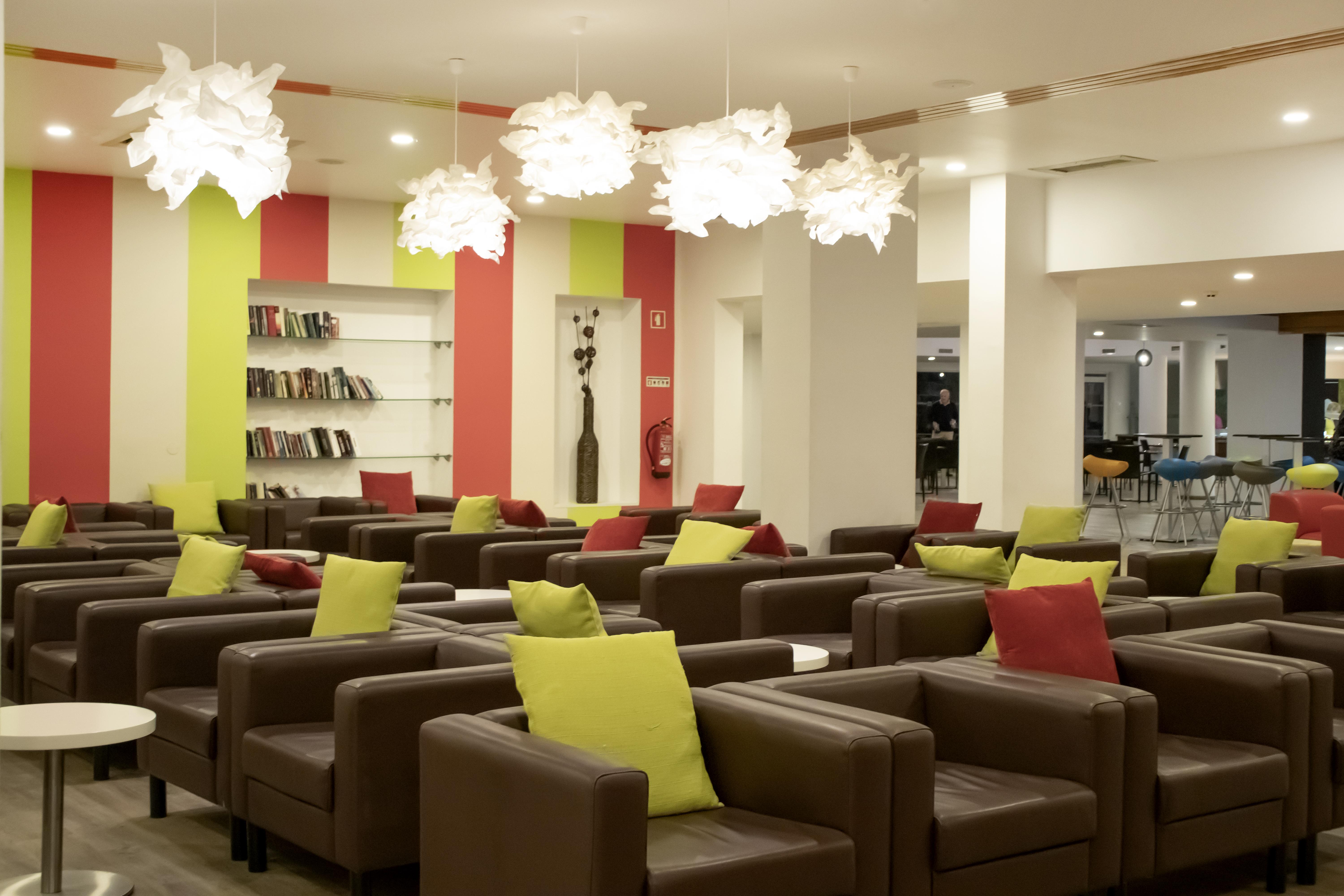 البوفيرا Luna Miramar Club المظهر الخارجي الصورة